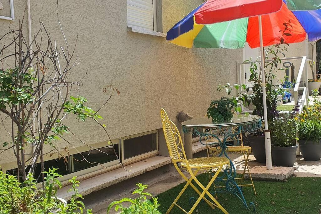 נקודת חן Apartment Shadmot Devora Exterior photo