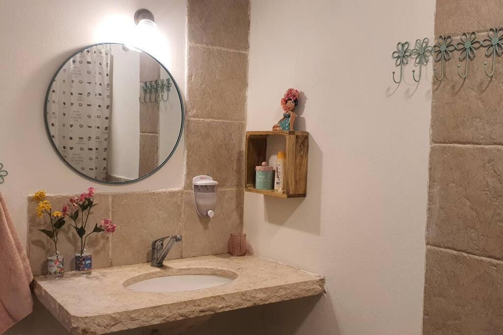 נקודת חן Apartment Shadmot Devora Exterior photo