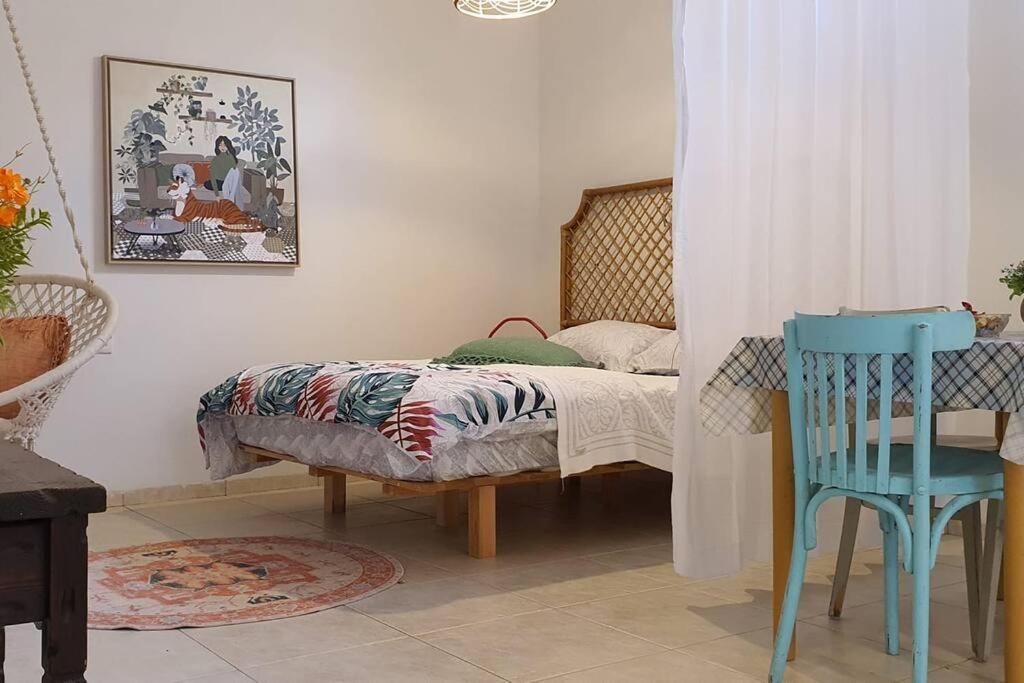 נקודת חן Apartment Shadmot Devora Exterior photo