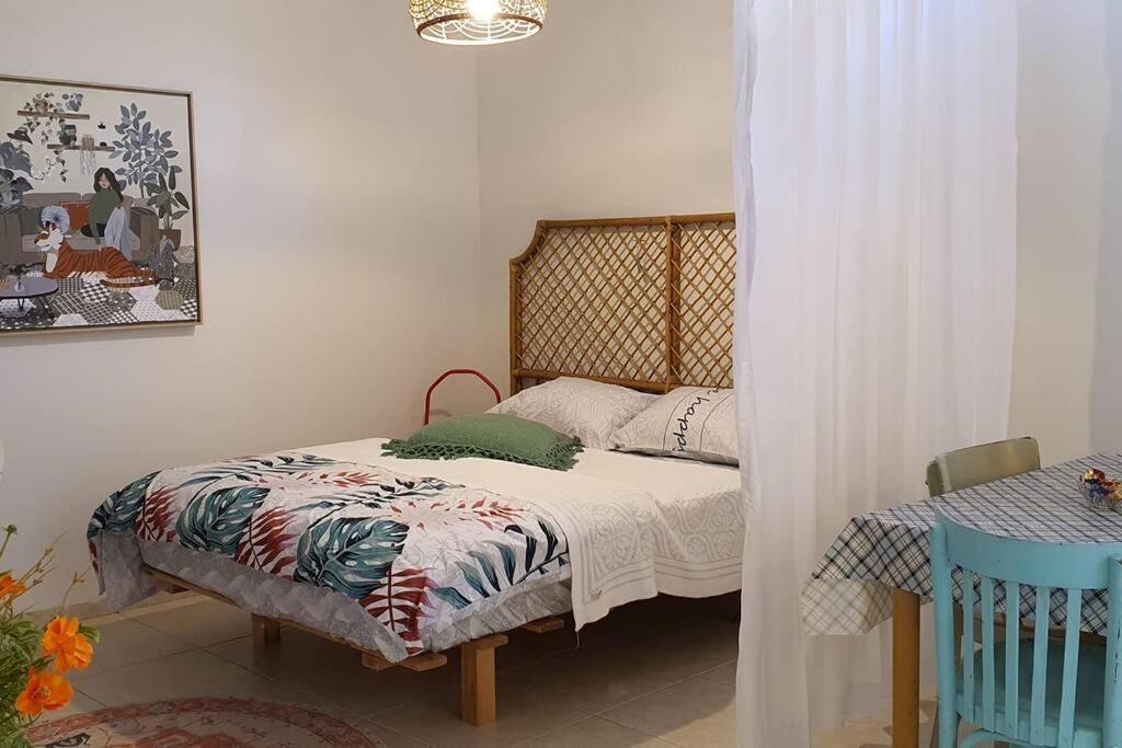 נקודת חן Apartment Shadmot Devora Exterior photo